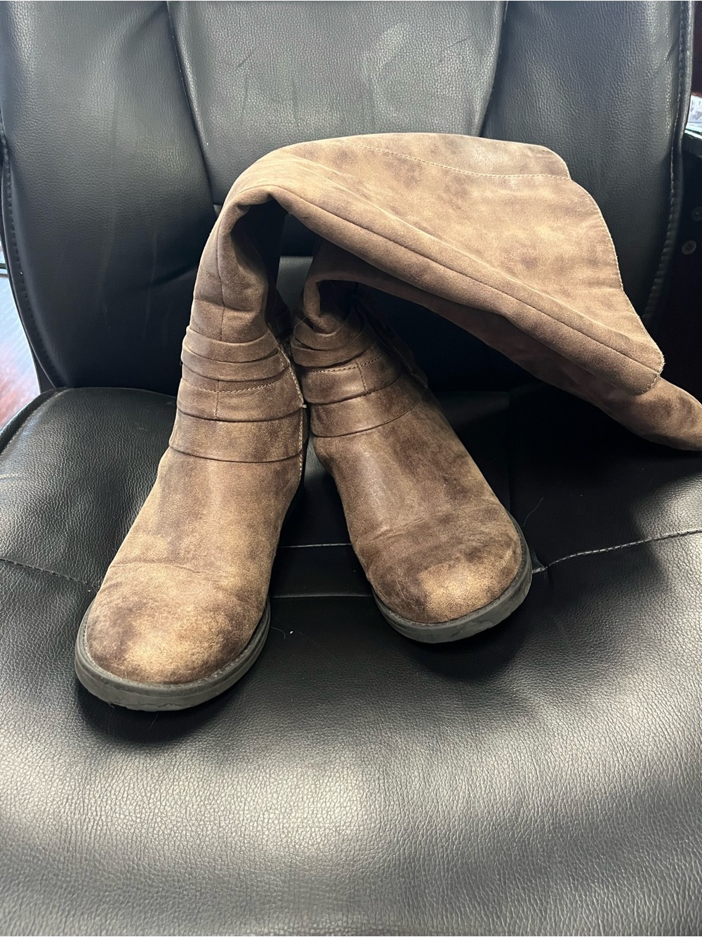 Baretraps Yanessa Taupe Distressed Slouch Knee High Boots Size 10